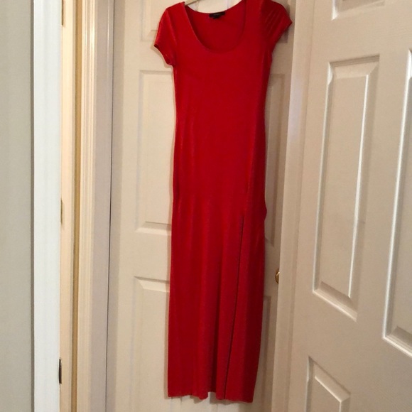 Forever 21 Dresses & Skirts - Red short sleeve maxi dress with high slit
